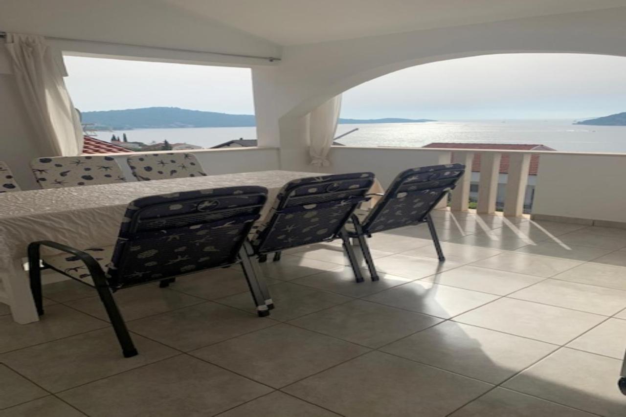 Holiday Apartments Lucic - Feels Like Home, Away From Home Razanj Exterior photo