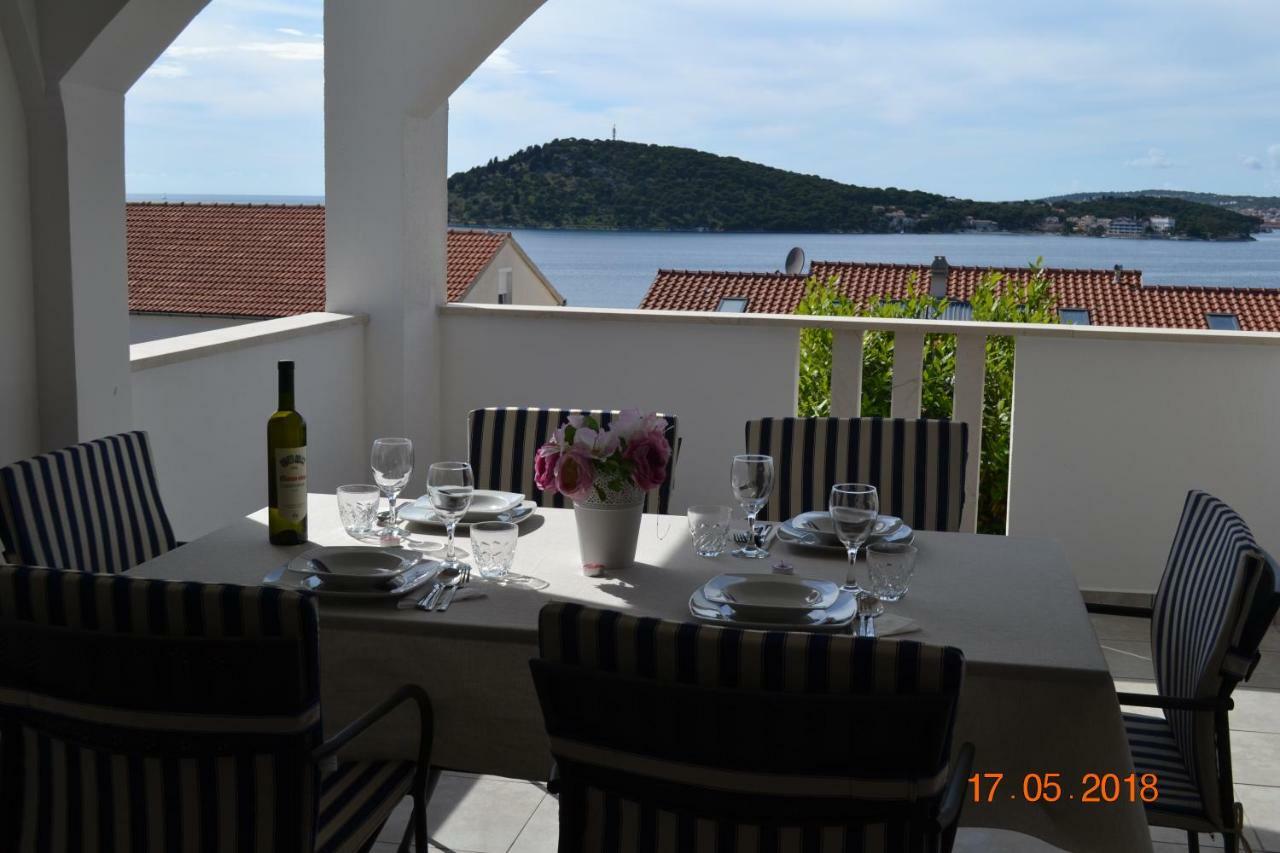 Holiday Apartments Lucic - Feels Like Home, Away From Home Razanj Exterior photo