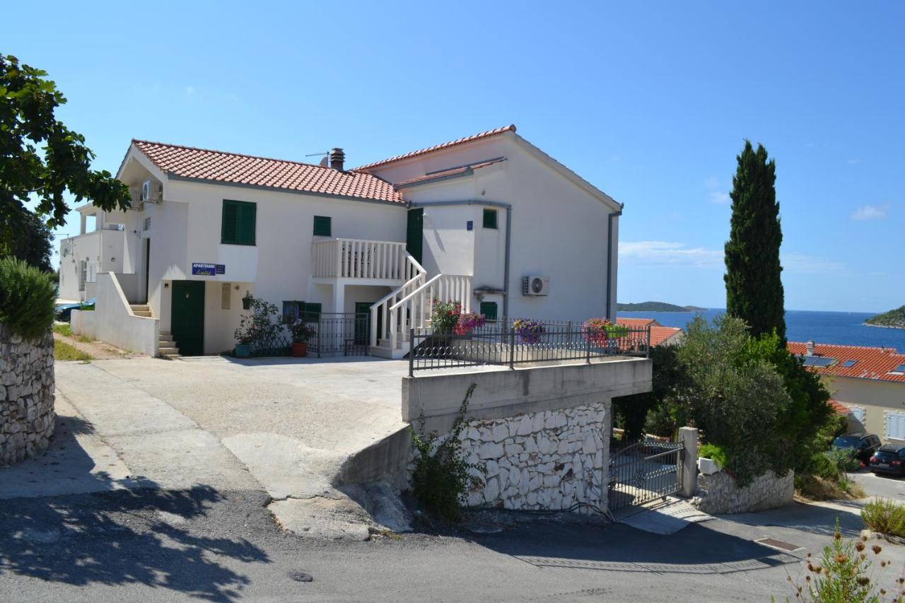 Holiday Apartments Lucic - Feels Like Home, Away From Home Razanj Exterior photo